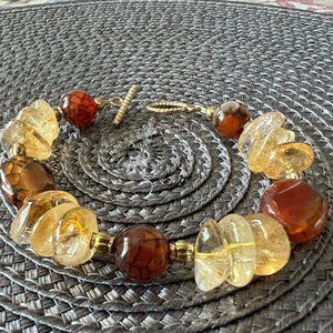 Gold/"rootbeer" glass beaded bracelet